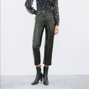 NWT Aritzia Wilfred Melina Cropped Pant High Rise Black Vegan Leather 0 99139
